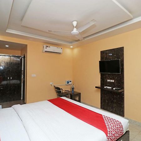 Oyo 26803 Hotel City Inn Faizābād Extérieur photo